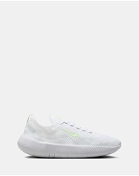 Nike - Free 2025 - Women's