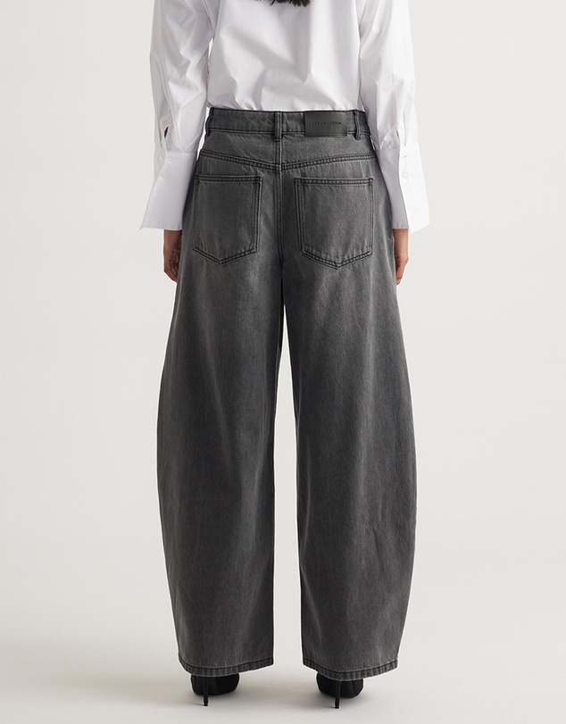 Decjuba - Daisy Horseshoe Jeans