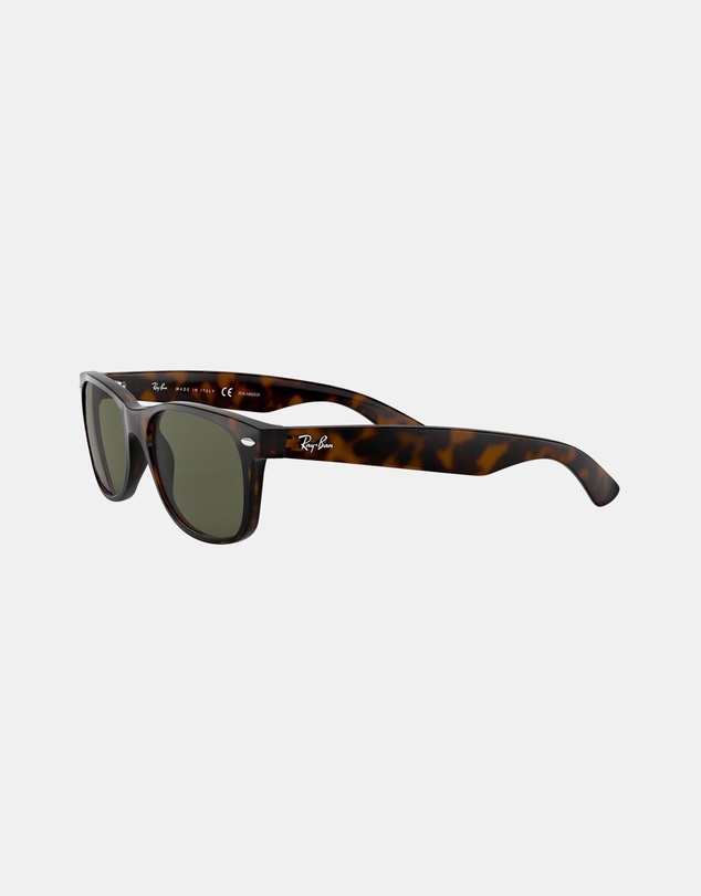 Ray-Ban - New Wayfarer Classic Polarised RB2132