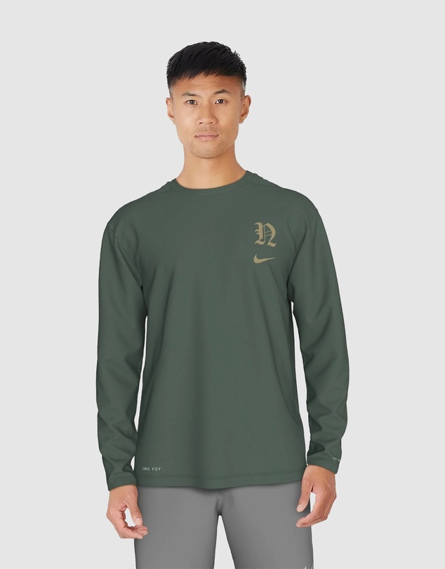 Nike - Gothic Letter Long Sleeve Hydroguard Top