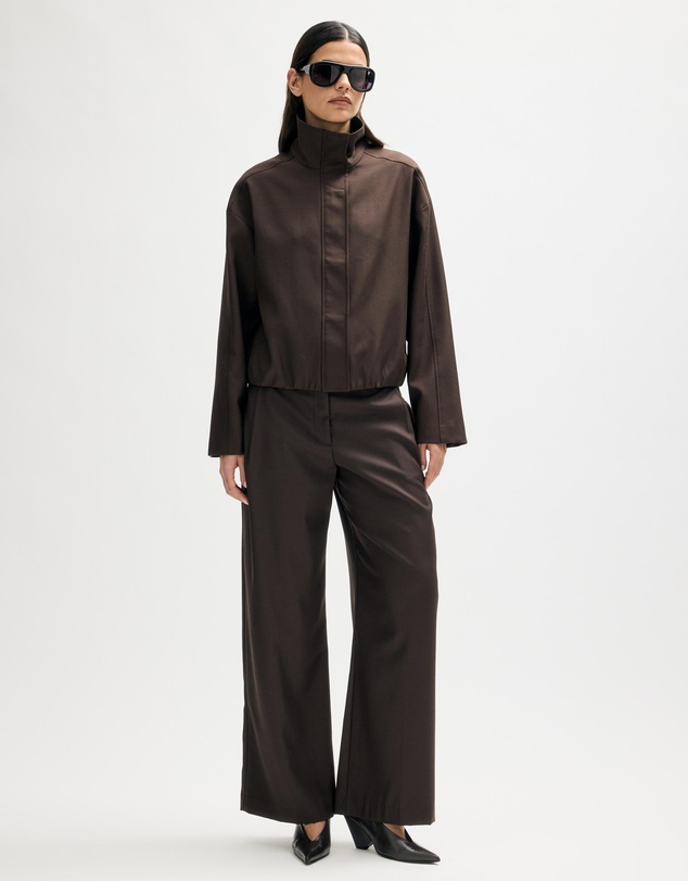 Minima Esenciales - Celia Funnel Neck Jacket