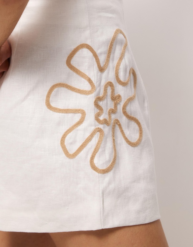 AERE - Solene Embroidered Linen Shorts