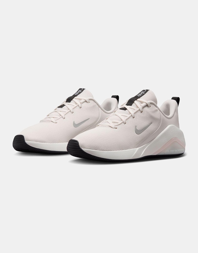 Nike - Bella 7 - Women's