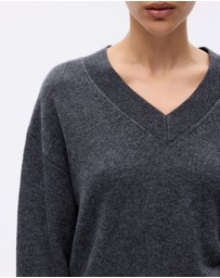 Minima Esenciales - Lorin Wool Cashmere V Neck