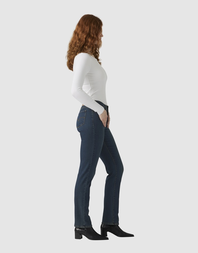 Levi's - 314 Shaping Straight Jeans