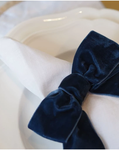 Tablescaped - Set of 4 Blue Velvet Bow Napkin Rings