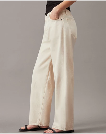 Calvin Klein - High Rise Barrel Leg Jeans