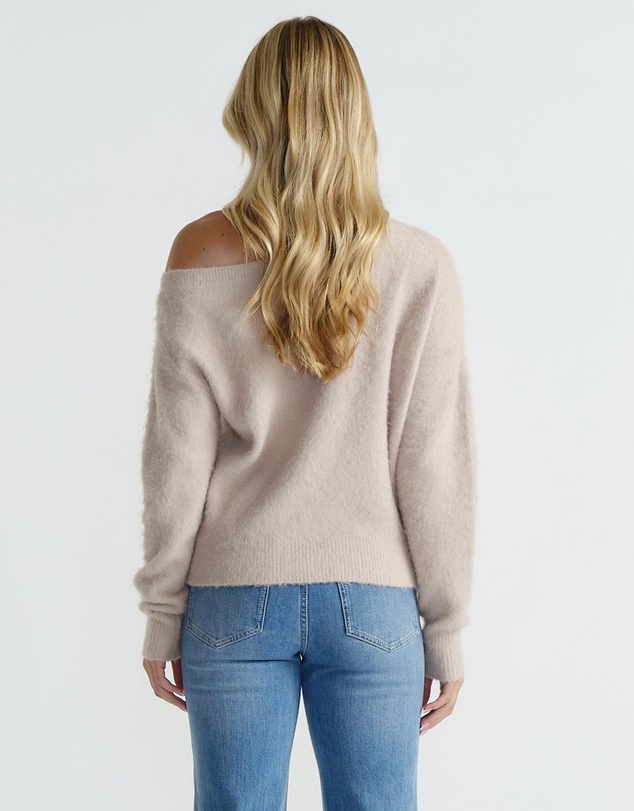 Decjuba - Abigail Tipped Shoulder Knit Jumper