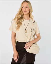 AMP AND SAND - Wander Crossbody Bag
