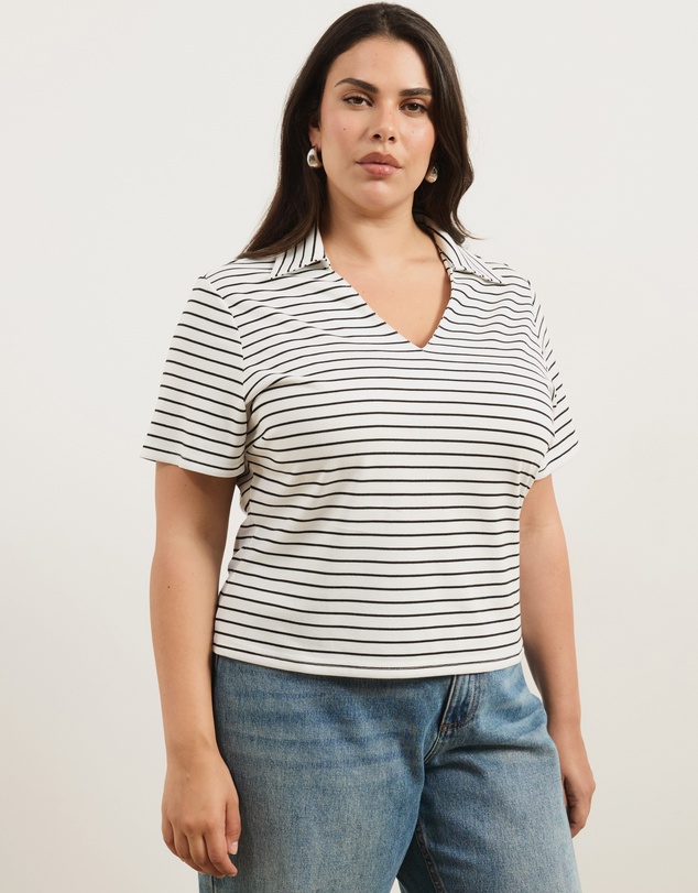 Atmos&Here Curvy - Stripe V-Neck Top