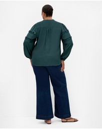 City Chic - Plus size Drama Queen Long Sleeve Shirt- emerald