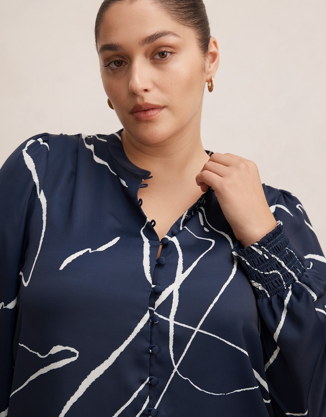 Forever New Curve - Savannah Curve Button Up Blouse