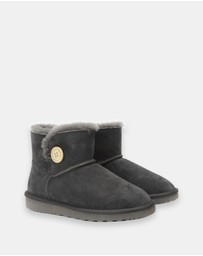 AusWooli Ugg Boots - Cabarita Short Sheepskin Wool Button Boots