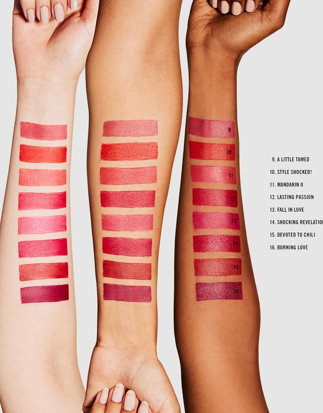 MAC - Powder Kiss Lipstick