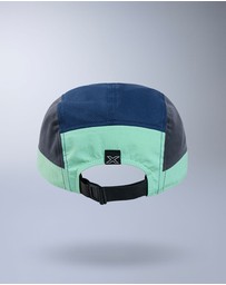 2XU - Light Speed Cap