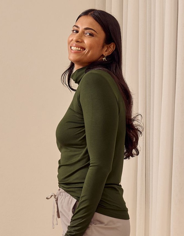 Bamboo Body - Bamboo Turtle Neck