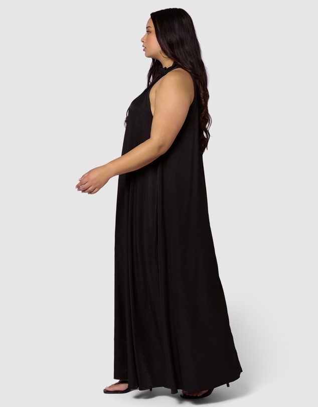 Sunday In The City - Obsidian Halterneck Maxi Dress