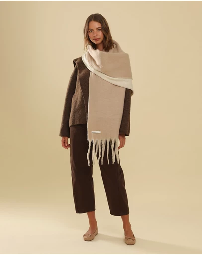 Morgan & Taylor - Hannah Reversible Scarf in Cream