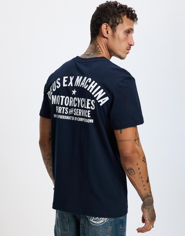 Deus Ex Machina - Camperdown Tee