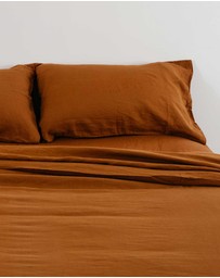 Carlotta + Gee - 100% Linen Pillowcase Set