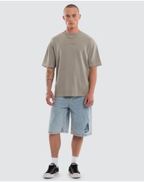 Kiss Chacey - Scars Waffle Street Tee