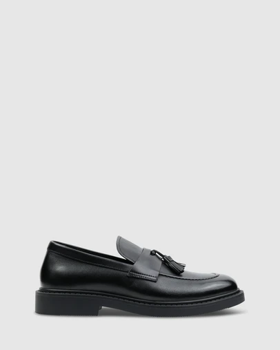 yd. - Chester Tassel Loafer