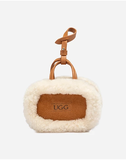Ozwear Connection Uggs - Ugg Mini Omi Pendant