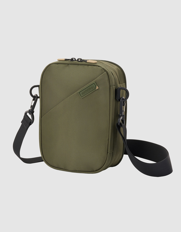 American Tourister - Orbit Vega 3A Lightweight Expandable Crossbody Bag