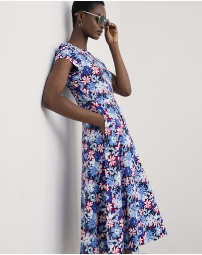 Seashore Floral Maritime