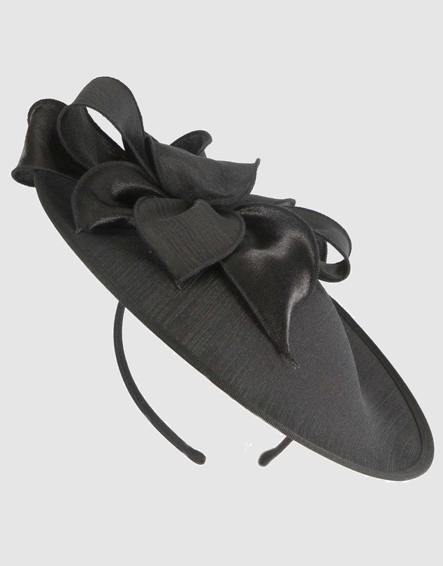 Max Alexander - Black Plate Racing Fascinator