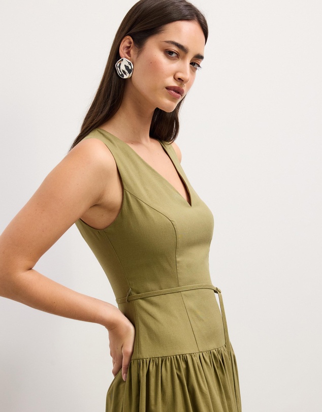 The Fated - Cleo Drop Waist Midi Dress