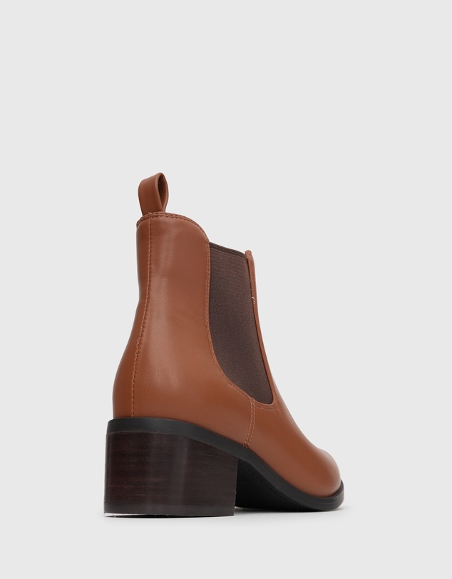 Betts - Leigh Block Heel Chelsea Boots