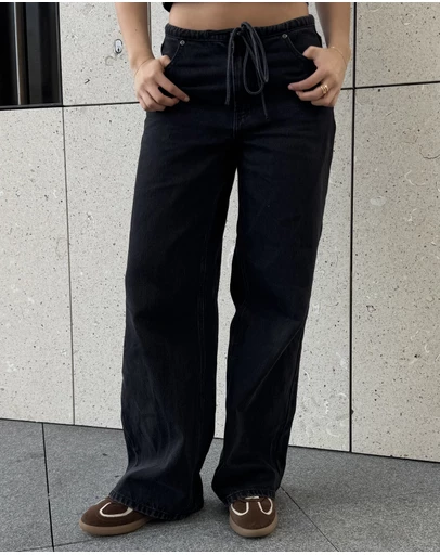 Dazie - Budapest Tie Front Low Rise Straight Leg Jeans