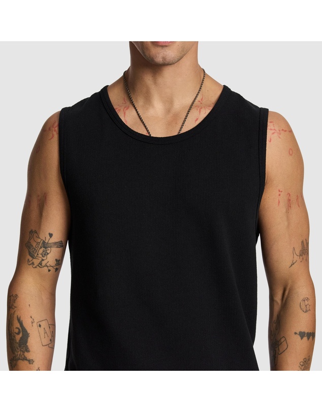 yd. - Elwood Textured Singlet
