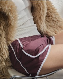 M.N.G - Shorts With Contrasting Stripes