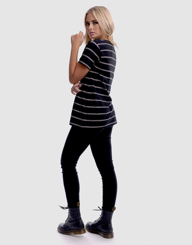 DVNT - Womens Devoid Standard Tee