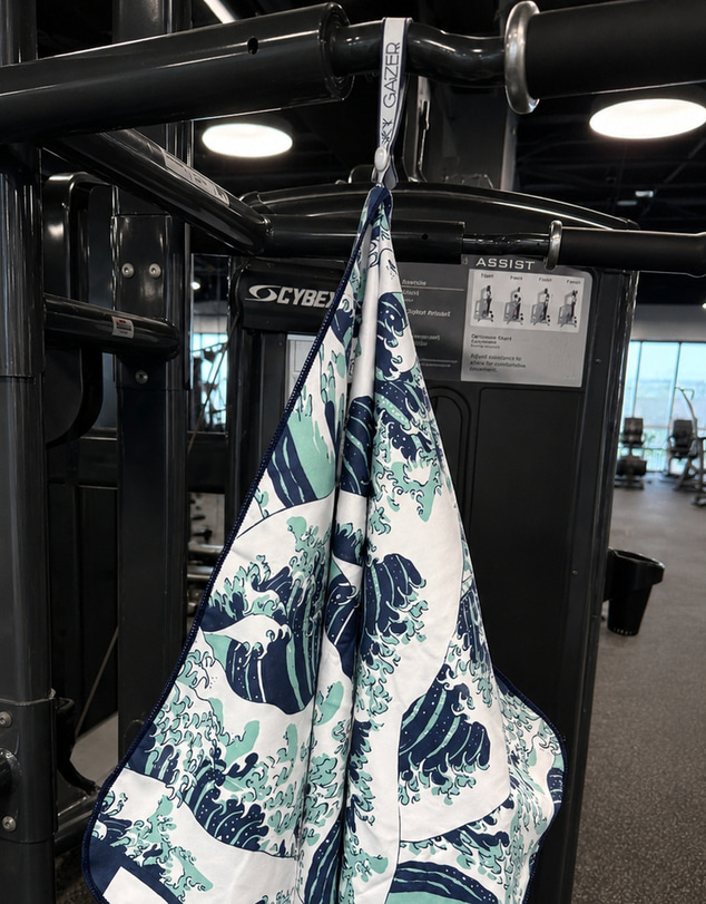 Sky Gazer - Hooded Gym Towel