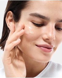 Clinique - Even Better Clinical Radical Dark Spot Corrector + Interrupter