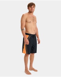 Quiksilver - Mens Mercury Panel 20