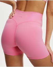 Cotton On Body Active - Ultra Soft Invisible Scrunch Shortie Short
