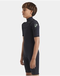 Quiksilver - Boys 8 to 16 2/2mm Everyday Sessions Chest Zip Springsuit