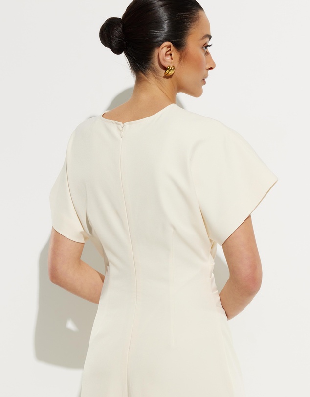 Calli - Saige Cinched Midi Dress