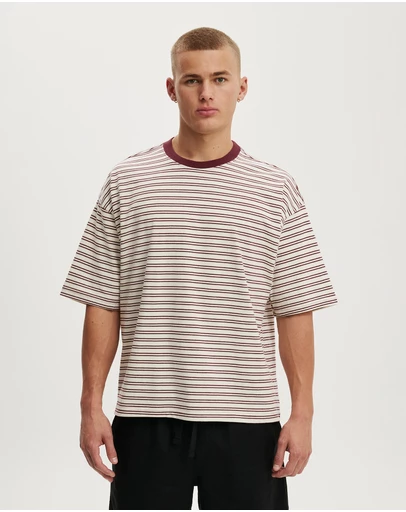 Cotton On - Cropped Fit T-Shirt