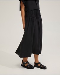 Oxford - Astra Pin-Tuck Skirt
