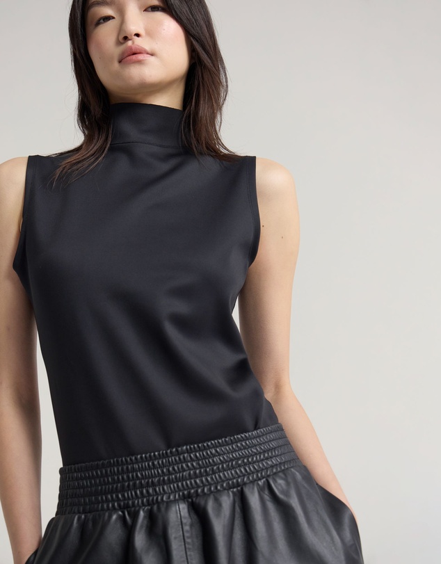 Oxford - Laura Stretch Knit Top