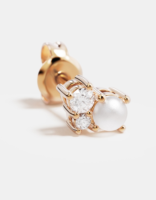 By Charlotte - Love in Stillness Pearl Stud Earrings