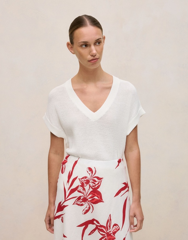 Trenery - Mercerised Cotton Relaxed V Neck Knit in White