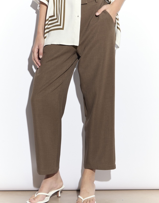 Glamorous - Slim Fit Cropped Trousers