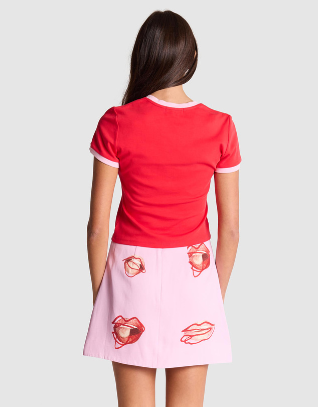 MAKU - Kiss Me Ringer Tee
