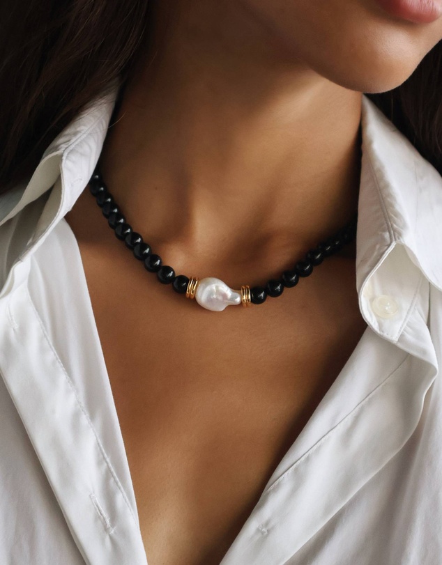 HOUSE OF SLANI - Black Silver Onira Onyx Bead Necklace